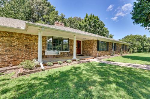 Fayetteville Estate on 9 Acres | Creek & Trails