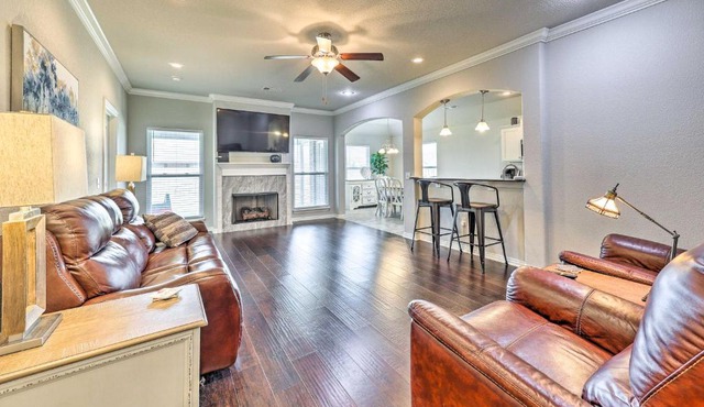 Fayetteville Home: Near University & Biking Trails