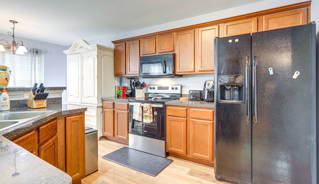 Fayetteville Vacation Rental ~ 24 Mi to Atlanta!