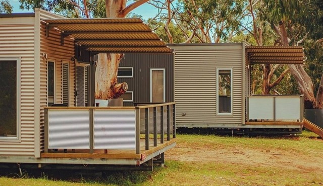 FDE 30 - FAMILY DELUXE 3 BEDROOM CABIN