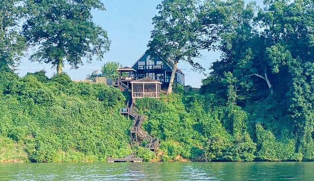 Featured "HGTV Dream Home" - Best View on the Lakefront!