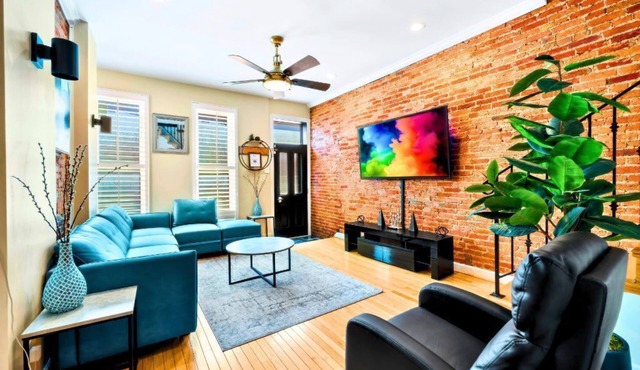 Federal Hill & Inner Harbor Lux Retreat: Sleeps 6