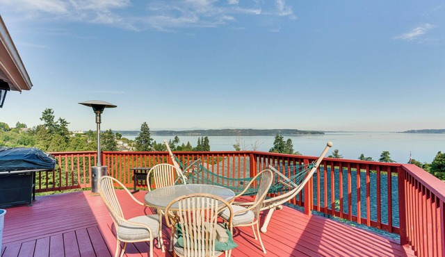 Federal Way Vacation Rental: Bay & Mountain Views!
