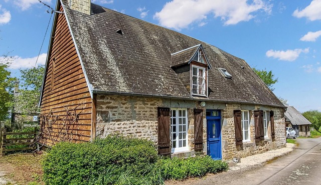 Feel a bit like in a fairy tale and spend your vacation in this charming stone house.