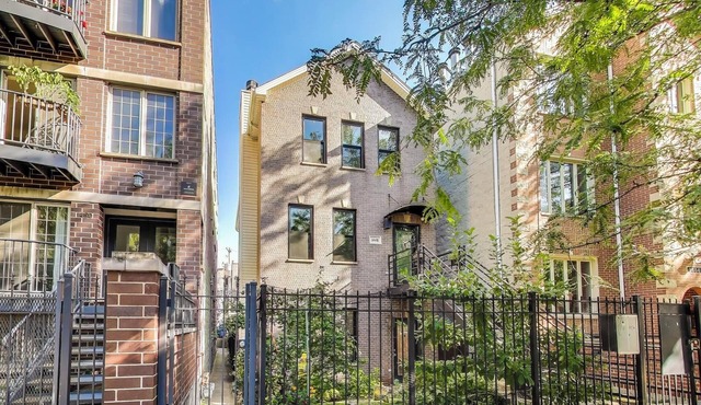 Feel at Home while Exploring Chicago!