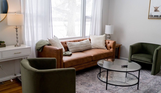 Feel good, live well in this cozy Wheaton 3 bedroom!