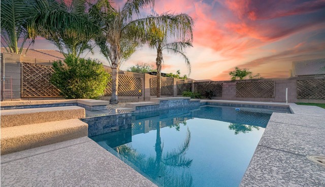 Feel The Need For Mead! Hot Pool, Spa, Firepit, Play!
