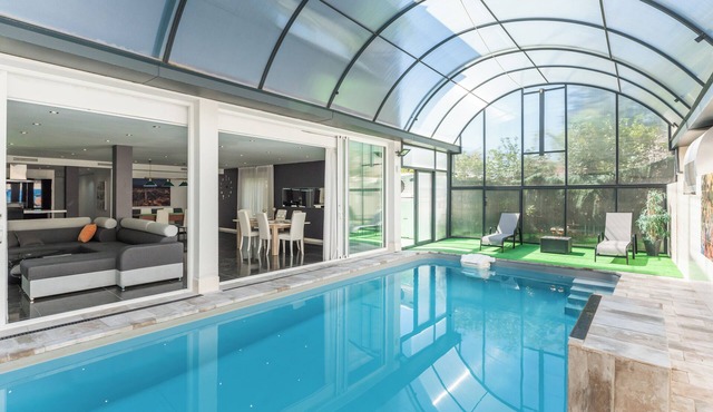 Feel WelcomeBarcelona Beach Luxury Villa
