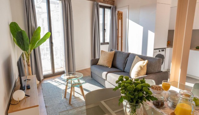 Feelathome Stadium Apartments