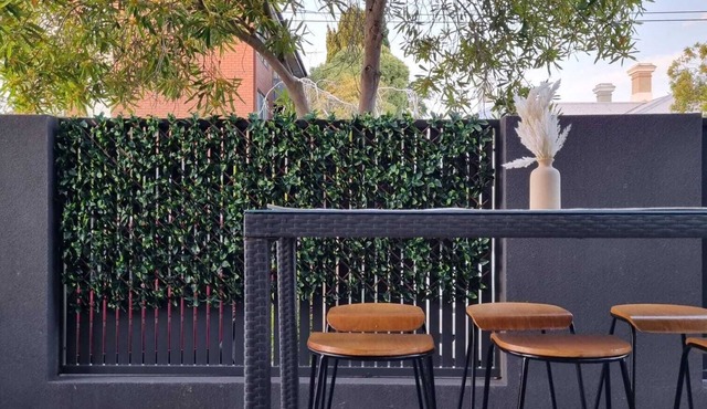 Feeling Connected - Balaclava