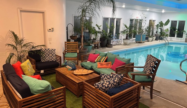 Feels like you are on vacation. Comfortable cozy! Like a breath of fresh air.