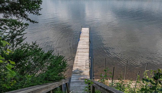 Fence Lake Retreat w/dock