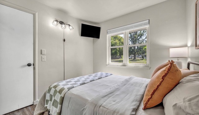 Fenced & Pet-Friendly! Modern 2BR Retreat! CLE-BW