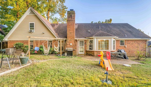 Fenced Yard - Family-Friendly Bartlett Estates