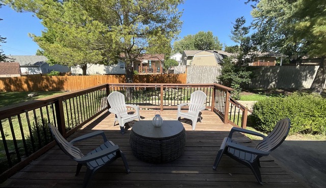 Fenced Yard*Family*Pet Friendly*2 Garage*Professionally Decorated*Open*Bright*