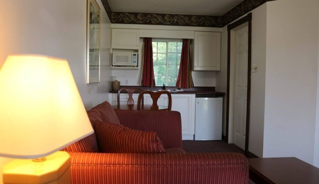 Fenelon Inn