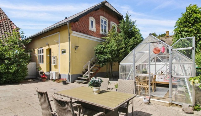 "Fenia" - 9.8km from the sea by Interhome