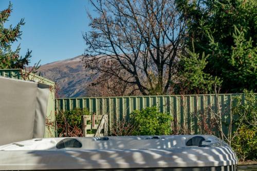 Fenwick - Cromwell Holiday Home