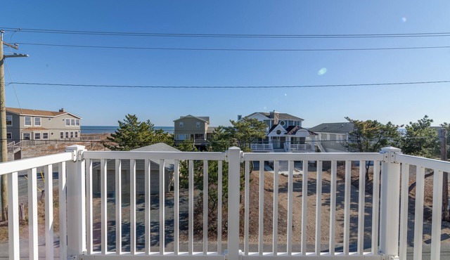 Fenwick Island Home w/Ocean Views Sleeps 11