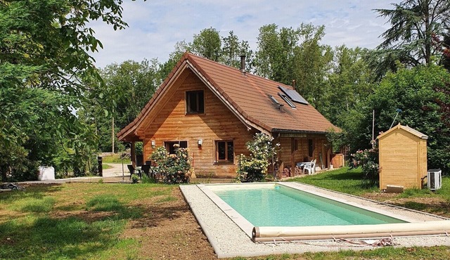 Ferienhaus im Burgund - Entspannen im Grünen