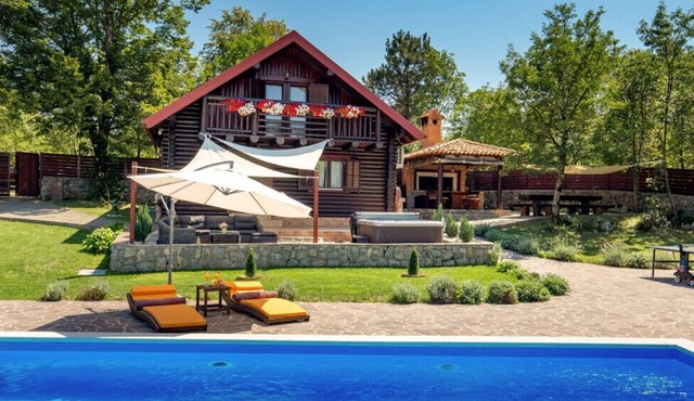 Ferienhaus Lisac by Villas Guide