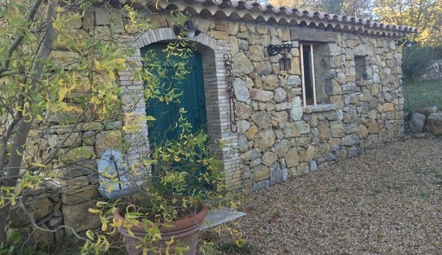 Ferienhaus mit Poolv