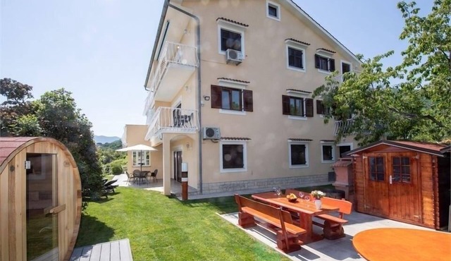Ferienwohnung/app. für 4 Gäste mit 70m² in Bregi