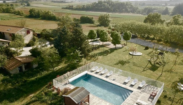 Ferienwohnung mit Verwarmten Pool bis 4 Personen