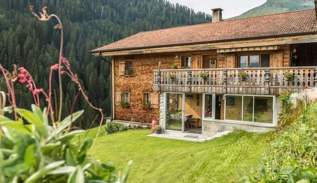 Ferienwohnung Tola by Interhome
