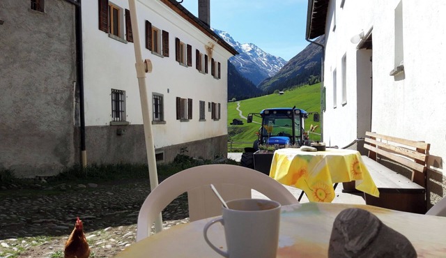 Ferienwohnungen im Schloss, (Nufenen). by Interhome