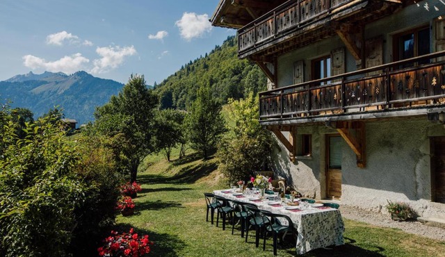 Ferme A Jules - Stunning Farmhouse sleeps up to 26