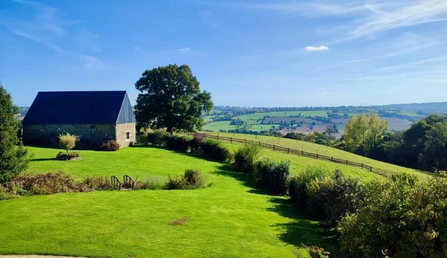 Ferme Bellevue 15 Pers à la campagne proche Vire