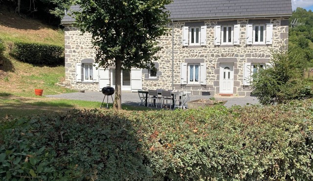 Ferme Familiale Rénovée Dans un Village Tranquille