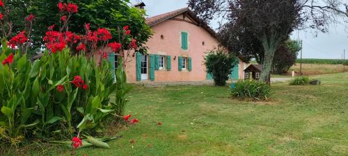 Ferme rénovée tout confort en pleine campagne