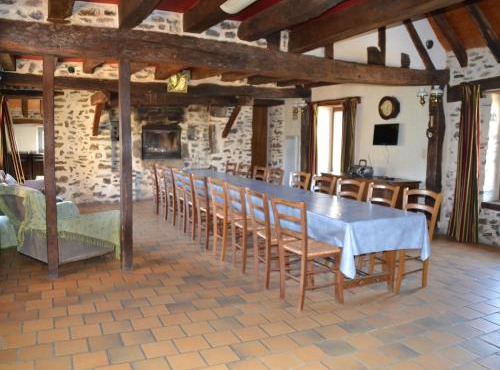 Fermette rénovée proche 24H du Mans, 4 ch., grand terrain, idéal familles et animaux acceptés - FR-1-410-133