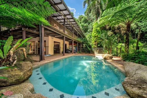 Fern House your serene rainforest retreat
