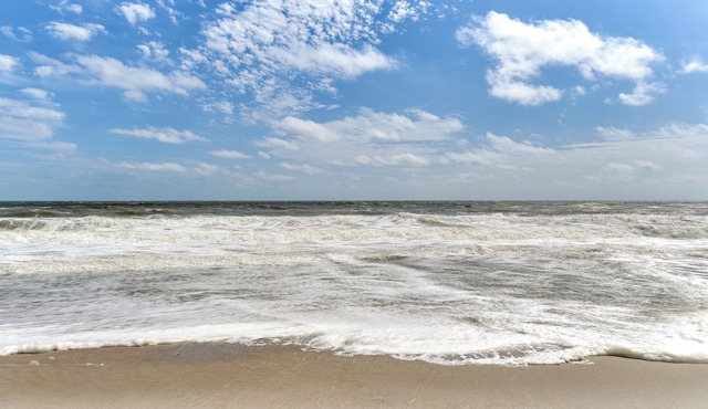 Fernandina Beach Paradise: Steps to Shore!