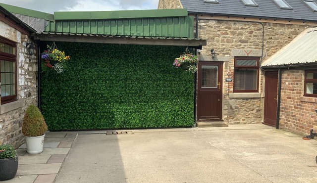 FERNGROVE COTTAGE, family friendly, with a garden in Butterknowle