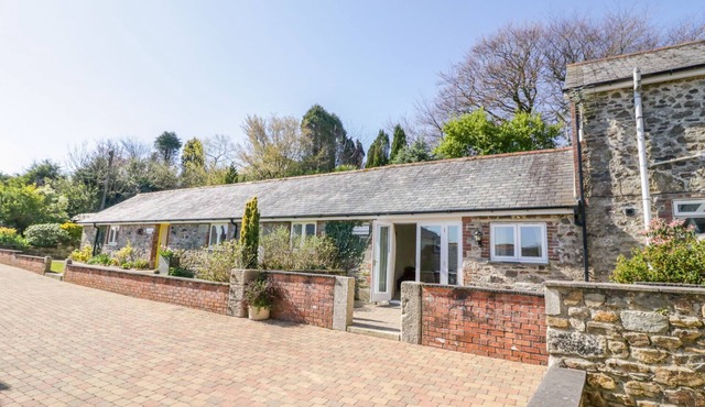 FERNGULLY, country holiday cottage, with a garden in St Columb Major