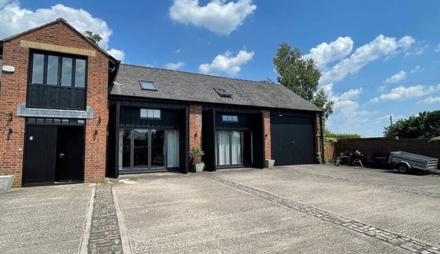 Fernside Barn - Studio Apartment