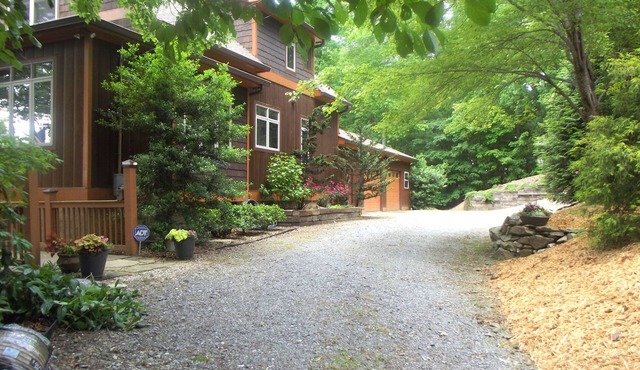 Fernwood's Rustic Elegance-Now booking long term vacation stays-90 day minimum