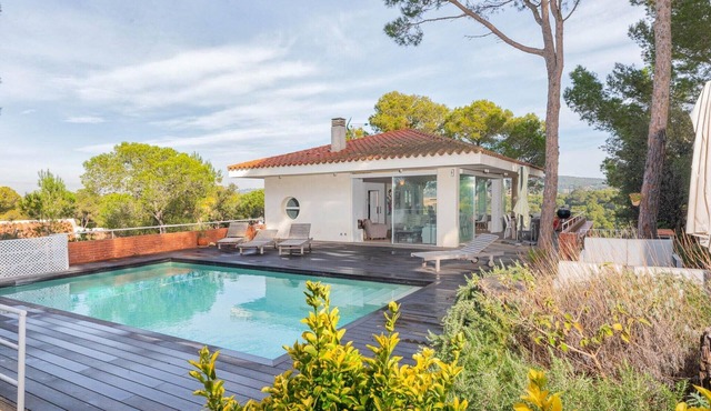 Ferran Villa with private pool