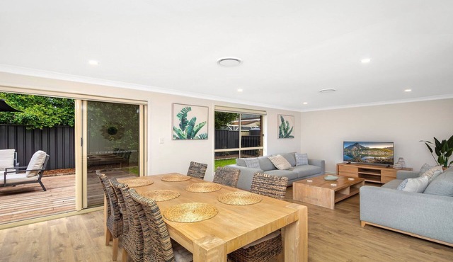 Ferry Breeze Ettalong Beach