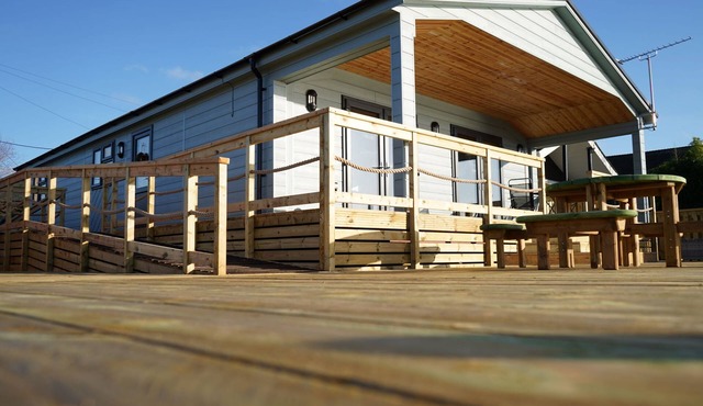 Ferry Lodge - Norfolk Broads