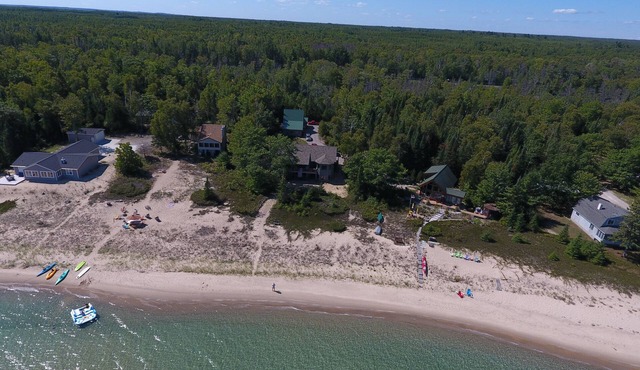 Few 2026 Jun Aug dates avail. BEACHFRONT Amazing Beach & Spectacular Views