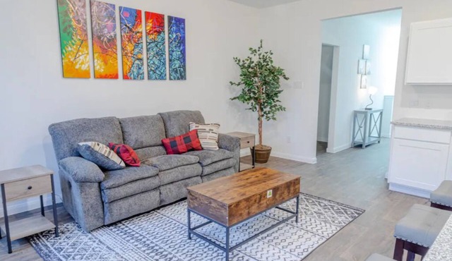 Few Minutes From Lake Conroe and Community Lake