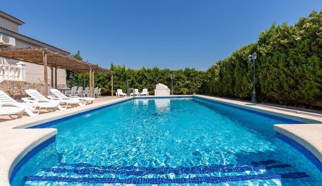 Fidalsa Grand White House