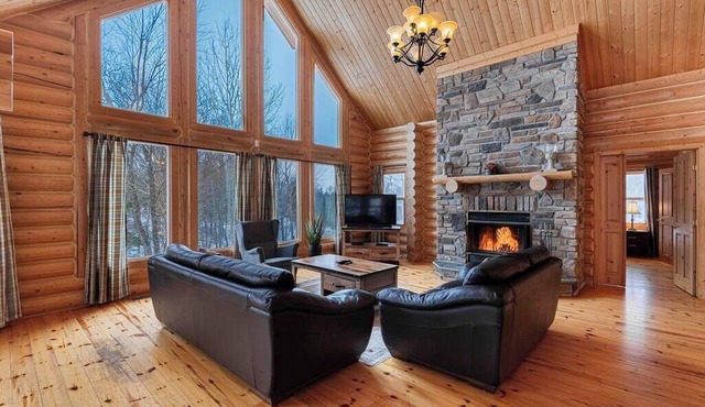 Fiddler Lake Resort - Deer 9