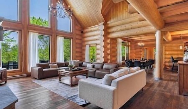 Fiddler Lake Resort - Moose 89