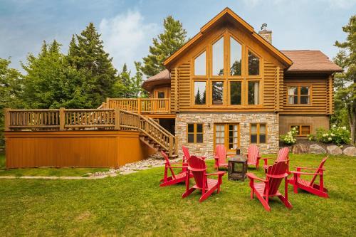 Fiddler Lake Resort - Deer 48